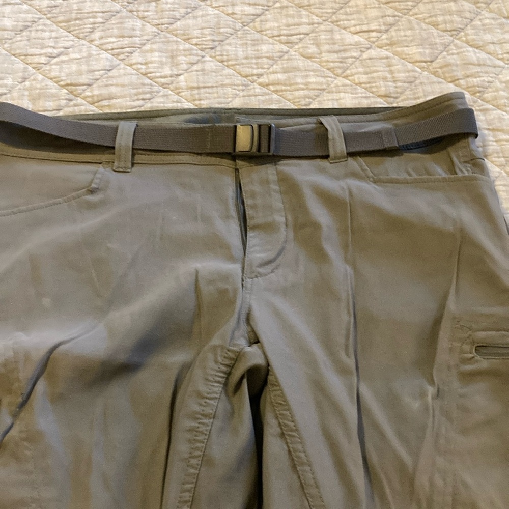Eddie Bauer men’s 36 x 34 polyester hiking pants